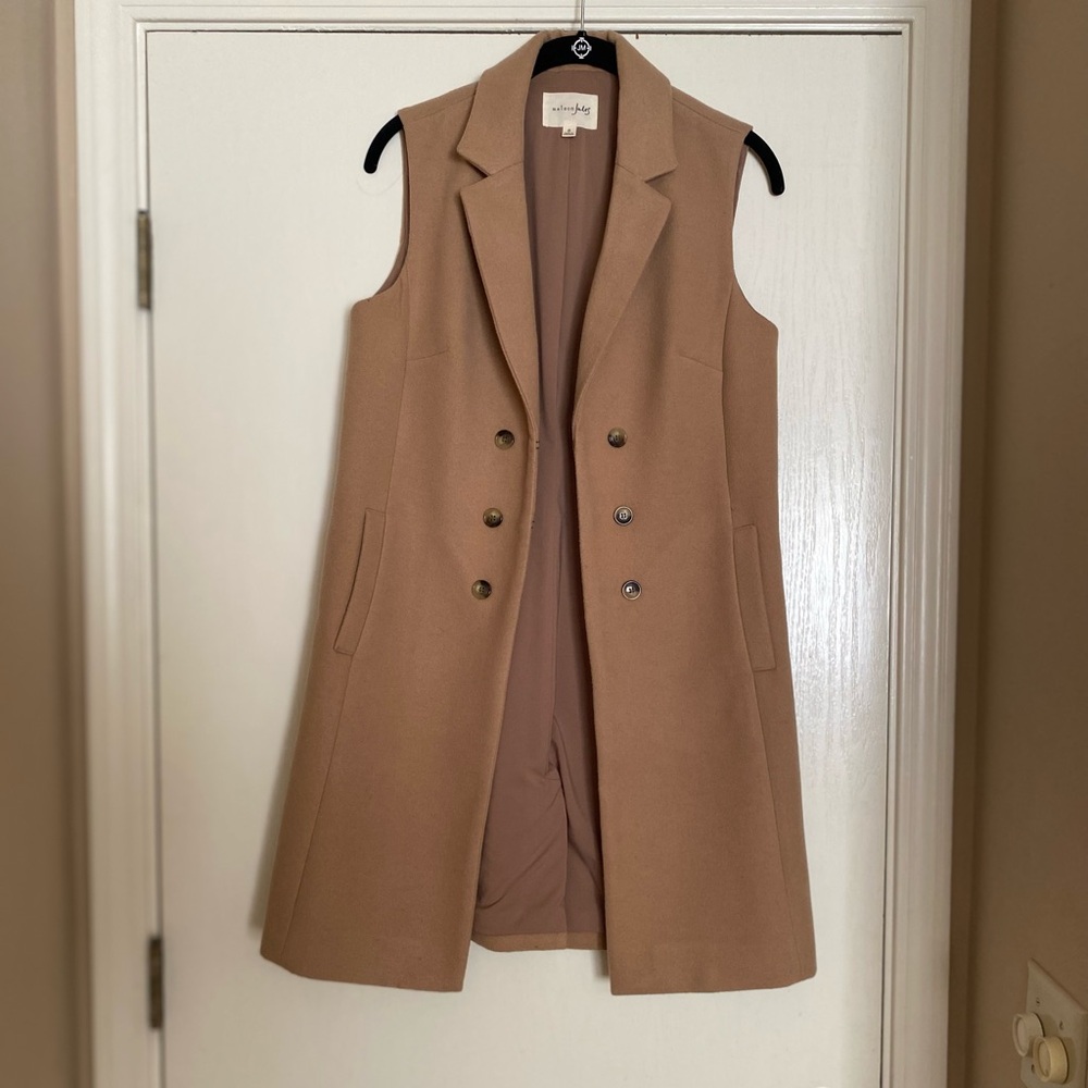 Maison Jules sleeveless coat, women’s size small